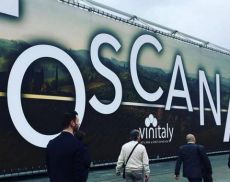 Il padiglione della Toscana a Vinitaly