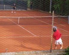 Il tennis a Montalcino è in crescita ma mancano al momento spogliatoi agibili