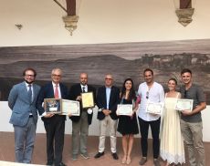 Nel corso della cerimonia sono state consegnate le chiavi della città a Lorenzo Ortona