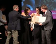 Un momento della cerimonia del Premio di Laurea in Viticoltura ed Enologia Rudy Buratti