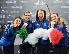 La squadre femminile di fioretto campione del mondo (foto Bizzi Team)