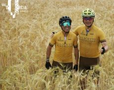 La maglia esclusiva di Valdorcia Gravel