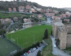Lo stadio di Montalcino dall'alto