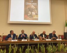 Un momento della presentazione della guida L'Italia del Tartufo