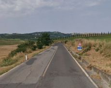 La strada che da Torrenieri porta a Montalcino