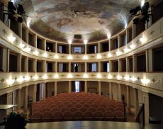 Il Teatro degli Astrusi, a Montalcino