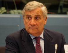 Antonio Tajani, ministro degli esteri. Foto tratta dal suo profilo Facebook