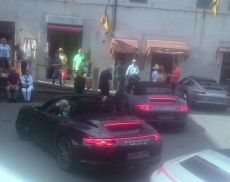 Porsche in visita a Montalcino