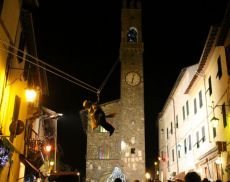 La Bedana che scende dalla Torre del Palazzo Comunale