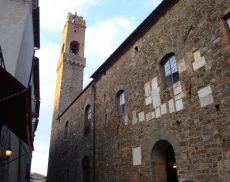 Il Palazzo Comunale di Montalcino e la sua Torre