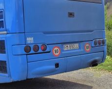 Il bus che si è fermato mercoledì nel viaggio Siena-Montalcino