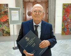 L’ex segretario di Montalcino Angelo Marino si è laureato per la seconda volta all’età di 86 anni