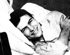 Ernest Hemingway in ospedale a Milano dopo le ferite riportate al fronte
