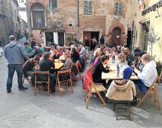 Tanta gente a Montisi nel lungo weekend festivo